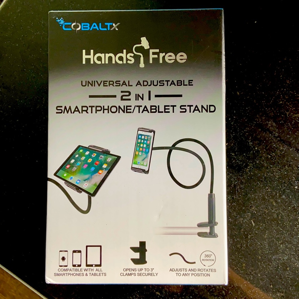 Hands free smartphone / tablet stand
